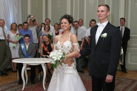 Re: Can someone bump the thread of really awful wedding dresses?