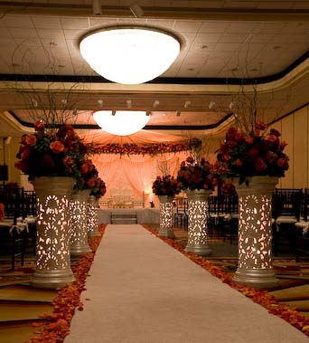 Brides Helping Brides Curly Willow Centerpieces Liweddings