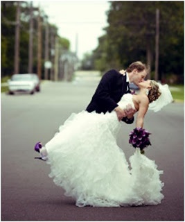 ivory wedding dress what color shoes